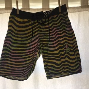 DONATING trippy Groovy Volcom Boardshorts